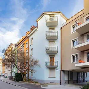 Swiss Star Sihlfeld - Contactless Self Check-in Apartment Zürich