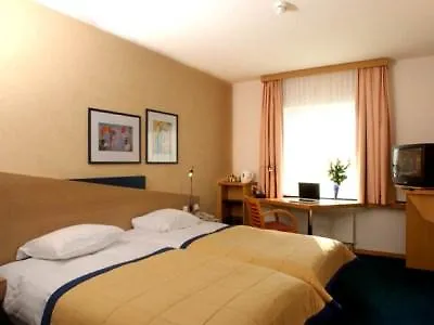 Holiday Inn Express Geneva Airport, An Ihg Hotel