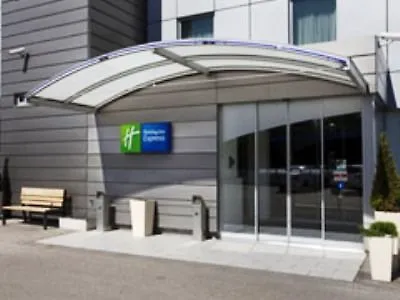 ***  Holiday Inn Express Geneva Airport, An Ihg Hotel Zwitserland